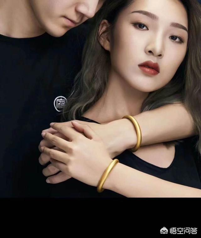 今年最新款黄金手镯,黄金手镯传承系列为什么会这么火呢？