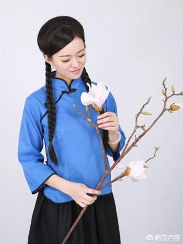 如何看待参加四届《中国诗词大会》的北大女博士的执着坚韧，最终取得冠军一事？