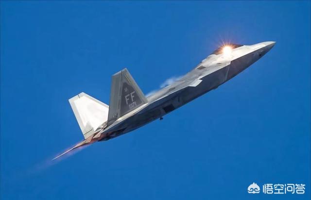 美国海军和空军比俄罗斯强多少？