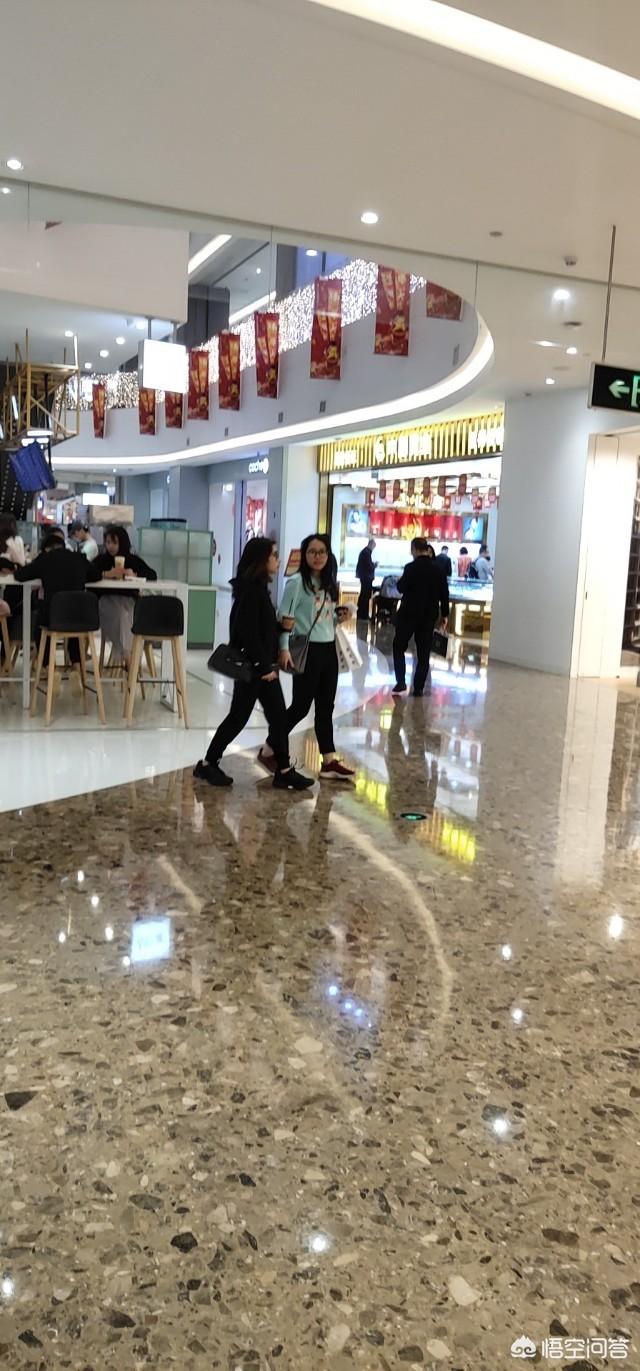 身上只有两万块,在深圳做什么生意好？