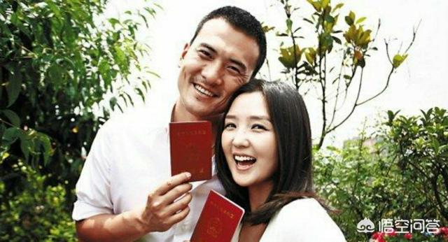 何洁释小龙分手:何洁会不会是下一个“董洁”，赫子铭会不会是又一个“潘粤明”？