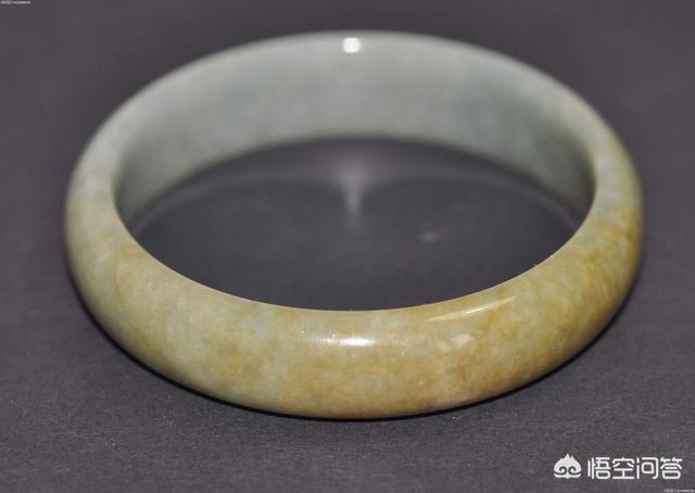 五六千元能买到什么翡翠手镯,一千元的冰种翡翠手镯想要吗？能要吗？