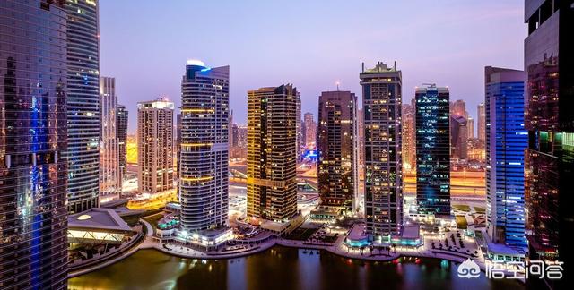 吴磊时尚大片曝光:夜景拍摄，使用什么镜头效果最好