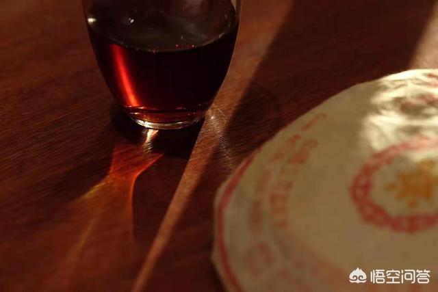 陈诗云微拍:茶叶在杯子里张开怎么拍摄