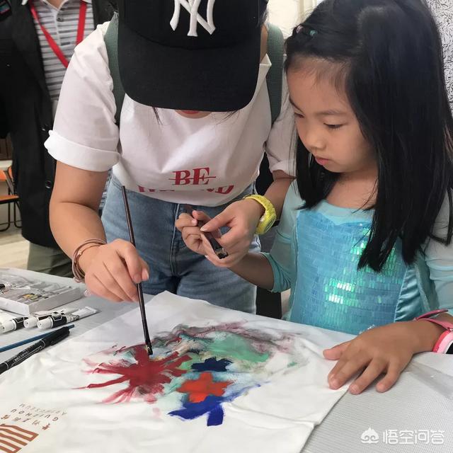 <a href=https://maguai.com/personal/ target=_blank class=infotextkey><a href=https://maguai.com/group/ target=_blank class=infotextkey>微信群</a></a>专业拉手:为什么现在家长对老师不在信任？