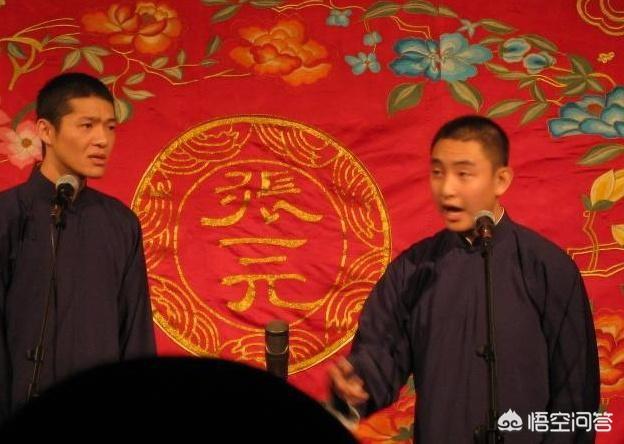 张鹤文曾是德云社优秀捧哏，后成为鹤字科第一个退出的徒弟，现在后悔吗？