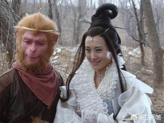 嫦娥的老公是谁啊:《西游记》里的嫦娥到底是谁？她有没有后台？