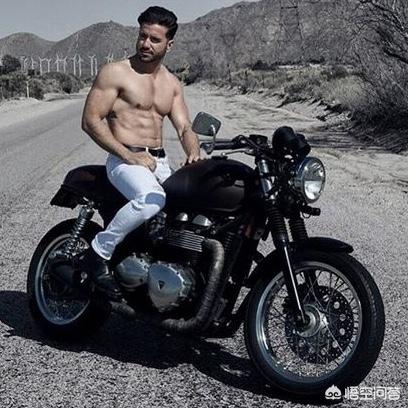 潮男搭配:男生怎样穿搭出酷男、潮男的感觉？