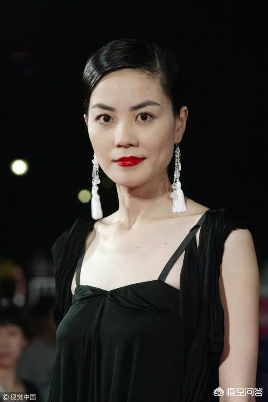 假谢霆锋:曝谢霆锋和杨幂展开恋爱，是真的吗？