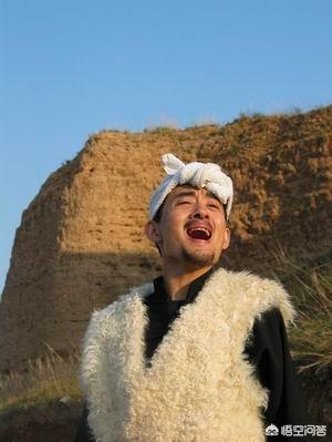 毕福剑和王二妮:当年星光大道红人，30多岁的王二妮，现今如何？