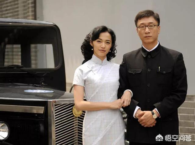 《雪豹》的主角是文章，怎么放着放着就变张若昀了，是换脸了吗？