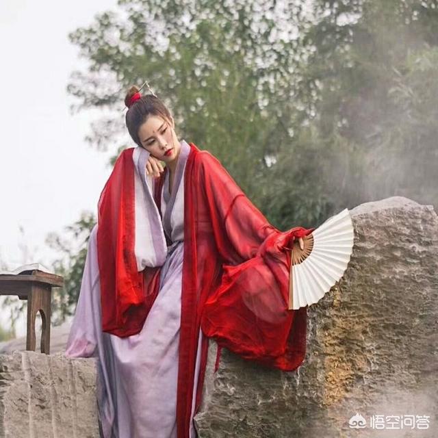怎么用0.01元在拼多多里中手机大奖？