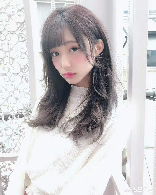 有哪些适合30岁左右女性超有气质的发型推荐？