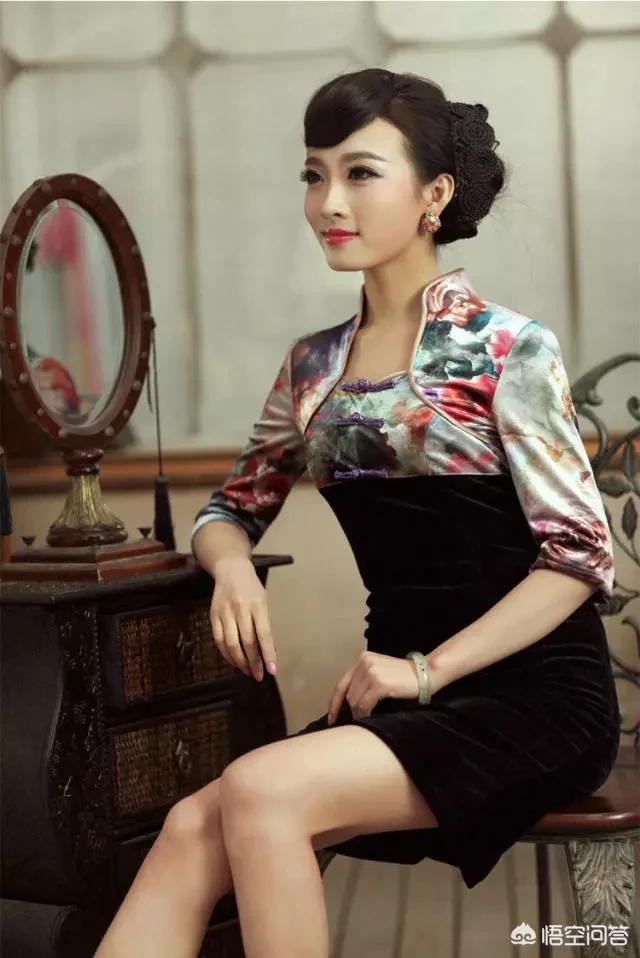 女人适合戴什么玉养人,女性戴翡翠的好处有哪些？