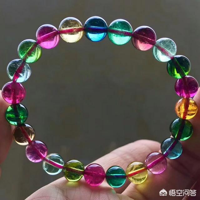 祖母绿原石特征,绿碧玺与祖母绿的区别在哪里？