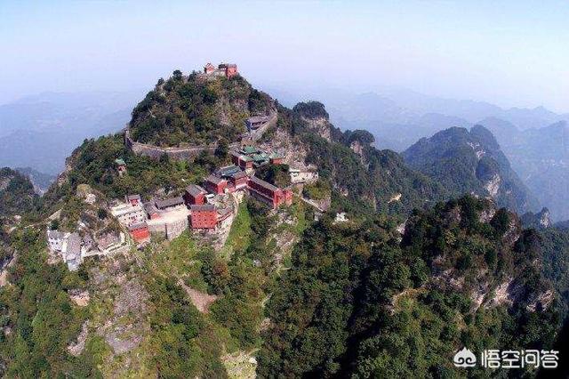 张天师传奇:江西龙虎山的传说和张天师有什么关系？