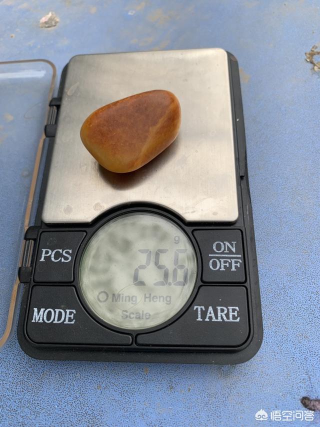 人养玉怎么养,传言玉能养人，但为什么很少人戴玉呢？