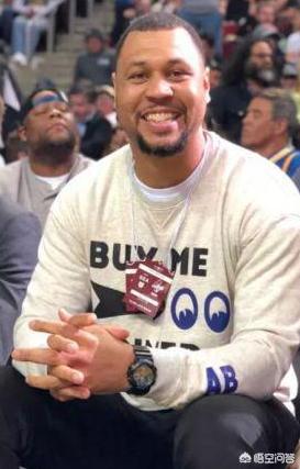 为什么说科比是黑曼巴:NBA球星科比去世，到底什么是曼巴精神