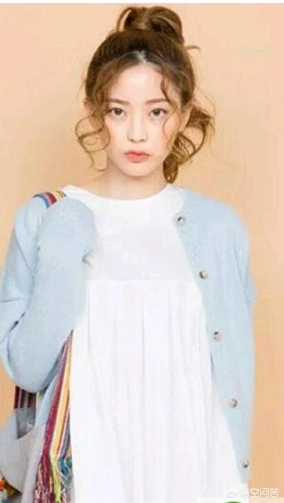 公主切短发,公主切短发怎么扎起来好看？