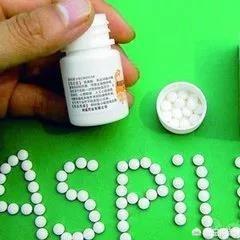 消炎药是抗生素吗:为什么有些人把抗生素当成消炎药来使用？
