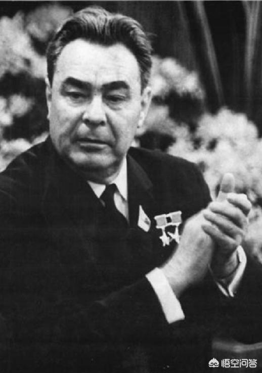 赫鲁晓夫简介:勃列日涅夫是如何夺取赫鲁晓夫政权的？其对苏联又有哪些贡献？