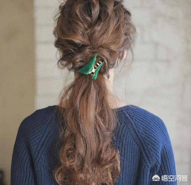 编头发的方法100种,女生长发怎么绑一些好看的发型？