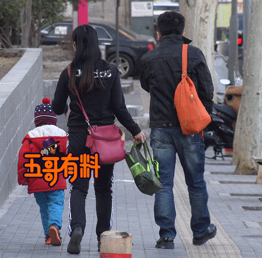 郭德纲5岁小儿子近照:郭德纲富养小儿子，穷养郭麒麟，这是偏心吗？