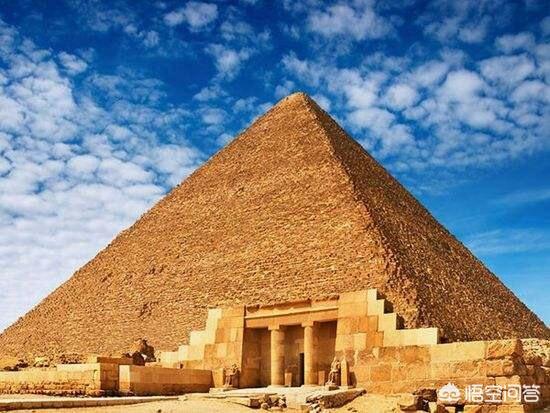 金字塔建造之谜，金字塔修建之如何将巨石堆上去的