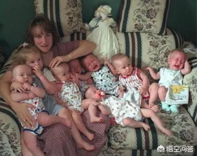 29岁女星人工受孕怀3胞胎，自然怀孕产下三胞胎的机率是怎样的？