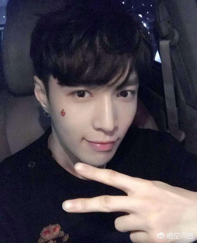 张艺帅:你觉得张艺兴帅在什么地方？