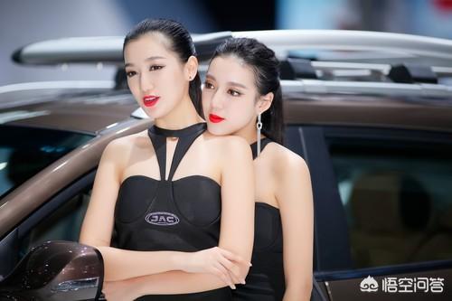 都说人像摄影三要素是:模特好看，模特好看，模特好看……模特不好看怎么办？
(图44)