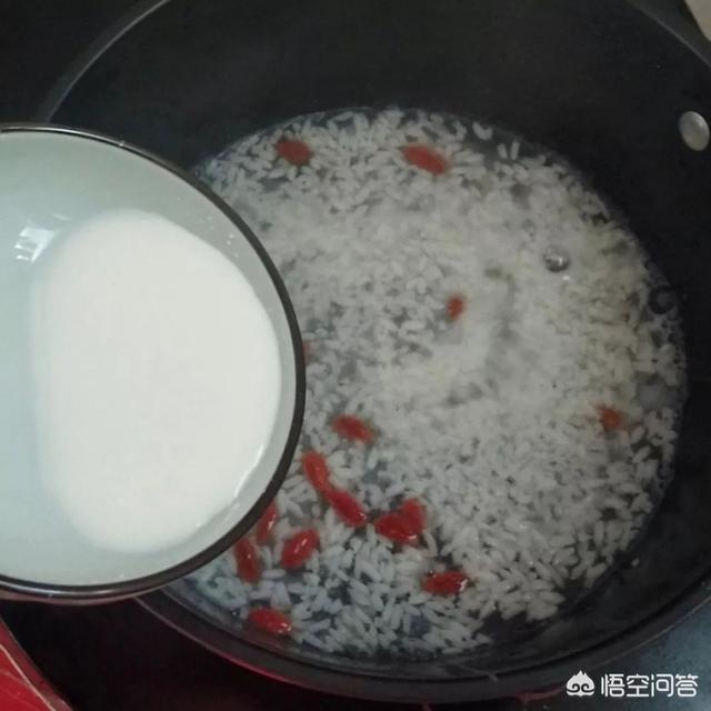 林志玲绽放:女性早餐喝什么对皮肤好又养胃？