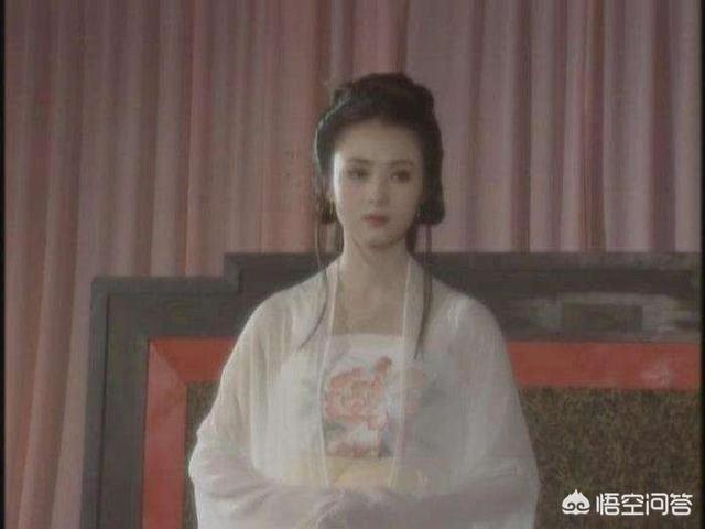 离席门:战国时期，伍子胥被冤杀，为何要把眼睛挂在城门上？