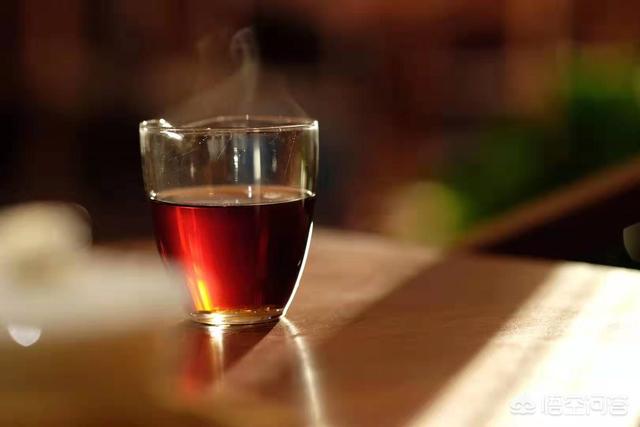 陈诗云微拍:茶叶在杯子里张开怎么拍摄