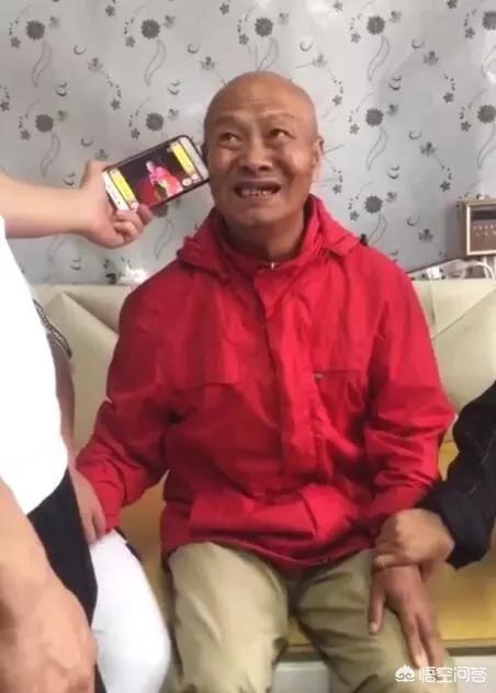 赵本山近况:还记得电视剧《刘老根》里的“老翟头”吗？他的近况如何？