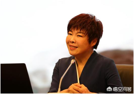 于丹被哄:被人无数次的欺负，一哄就好是什么心理？是不是傻？