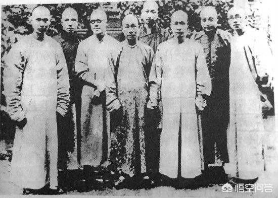 向警予简介:世界上，谁可称作伟大的妈妈？