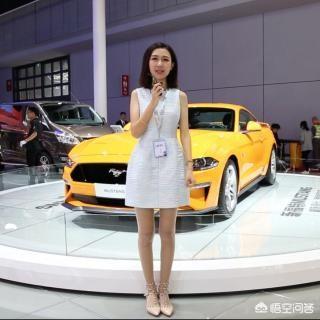 王兮兮:现在热搜的王兮兮，她打人的时候在想什么呢还不让报警，为什么