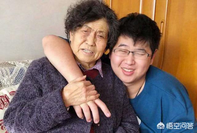 倪萍回应和宋丹丹和解:为什么现在的倪萍这么老，年轻的倪萍有多美？