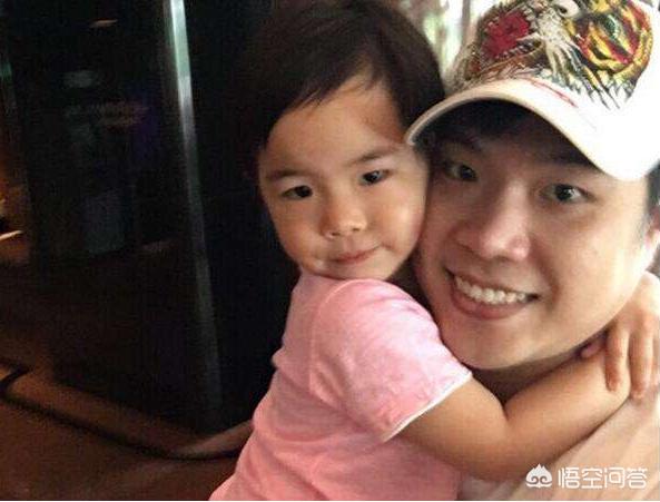 黄奕女儿:黄毅清总是撕前妻黄奕，会对女儿造成什么影响？