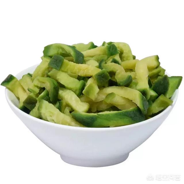 绿叶菜这样做入味不变色，用青菜做咸菜，怎样做能使颜色碧绿