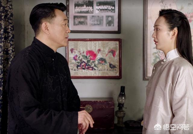 演员何冰老婆的照片:被评论为“作品有品质、无烂戏”的何冰，究竟是个怎样的演员？
