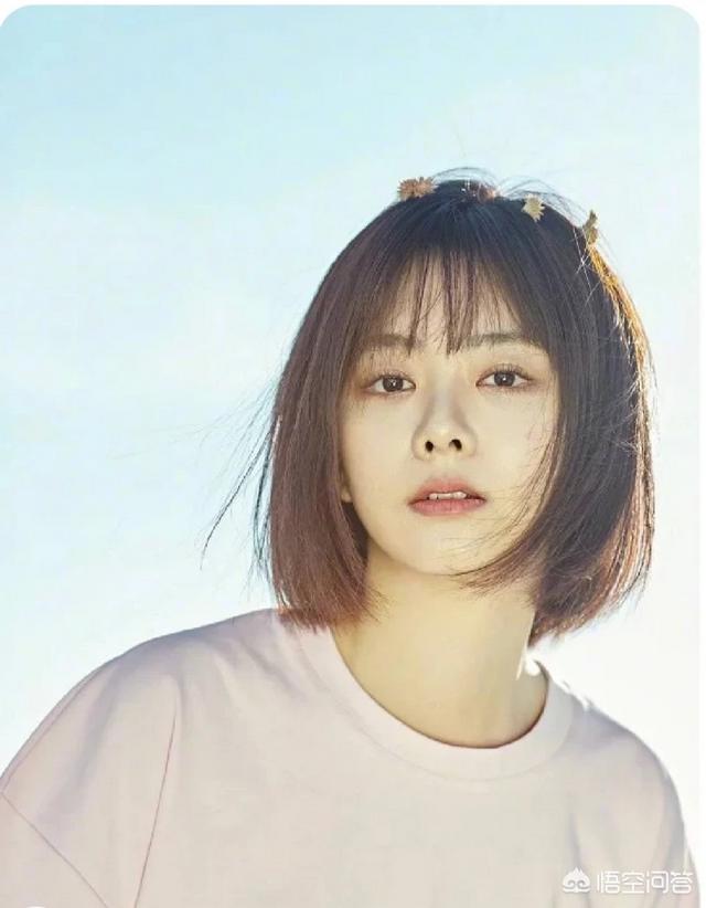 圆脸男生短发发型:圆脸男生应该烫什么发型？