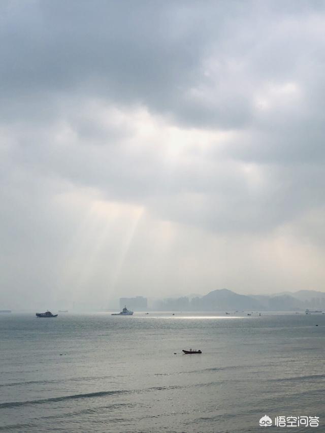 电视中的故事为什么不从实际出发,总是来回骗观众？