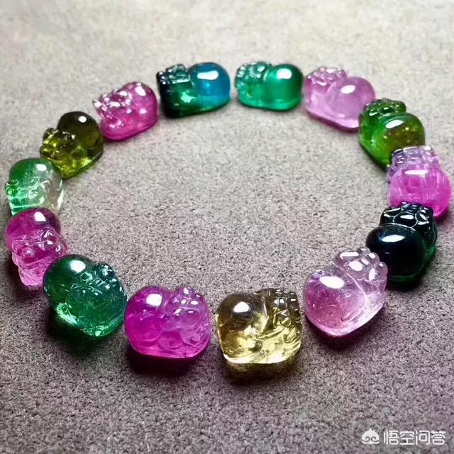 祖母绿原石特征,绿碧玺与祖母绿的区别在哪里？