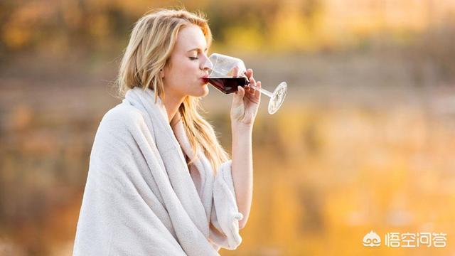黑皮诺桃红葡萄酒，如何根据葡萄酒的颜色判断年份