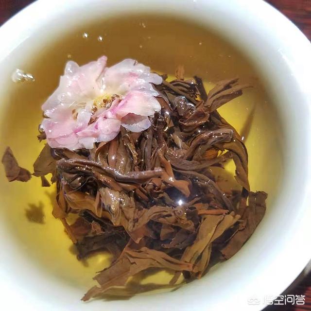 陈诗云微拍:茶叶在杯子里张开怎么拍摄