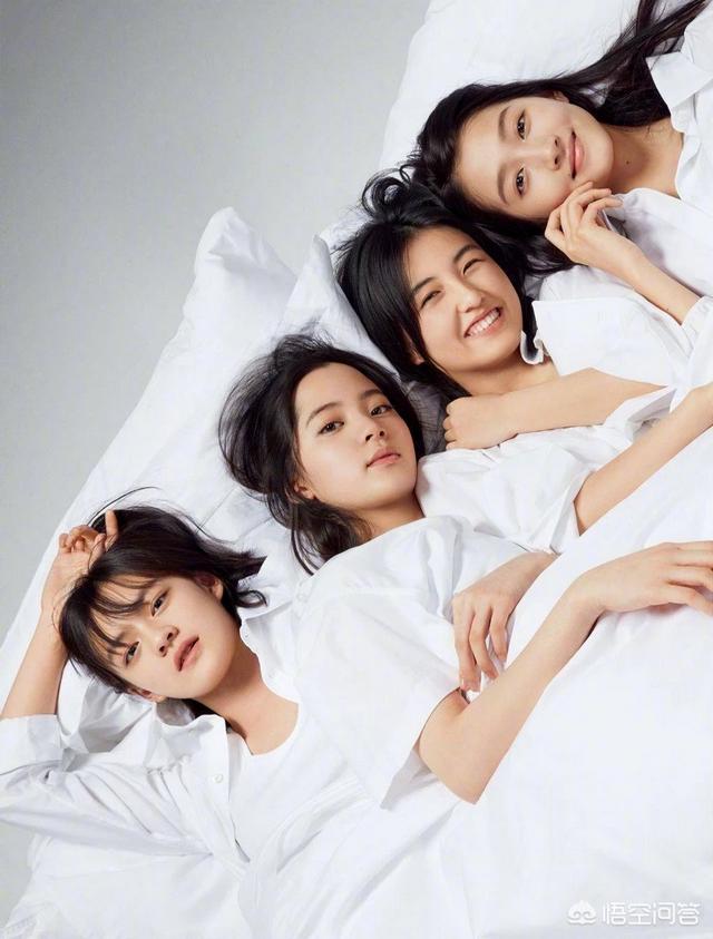 关晓彤、文淇、张子枫、欧阳娜娜上同一杂志封面,此四小花你最看好谁的发展潜力？
