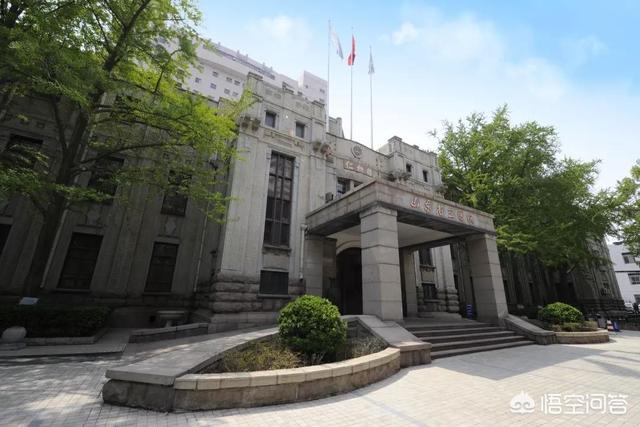 山东省内哪个城市的医疗最发达？