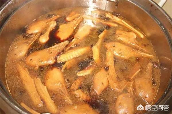 筚拨和香叶在卤水中哪个用量大一点？